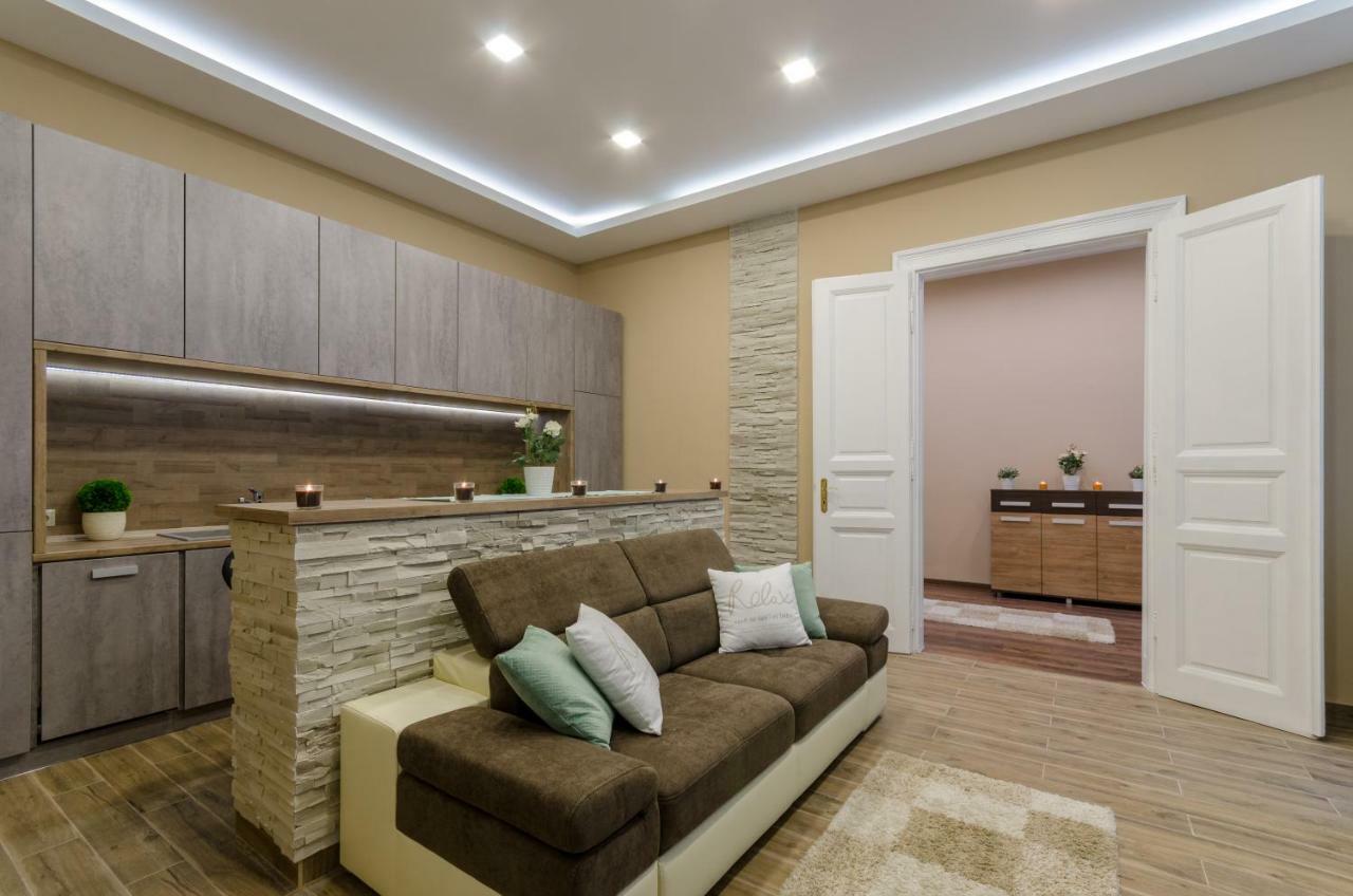 Modern, Luxury Flat In The Heart Of Budapest Ngoại thất bức ảnh